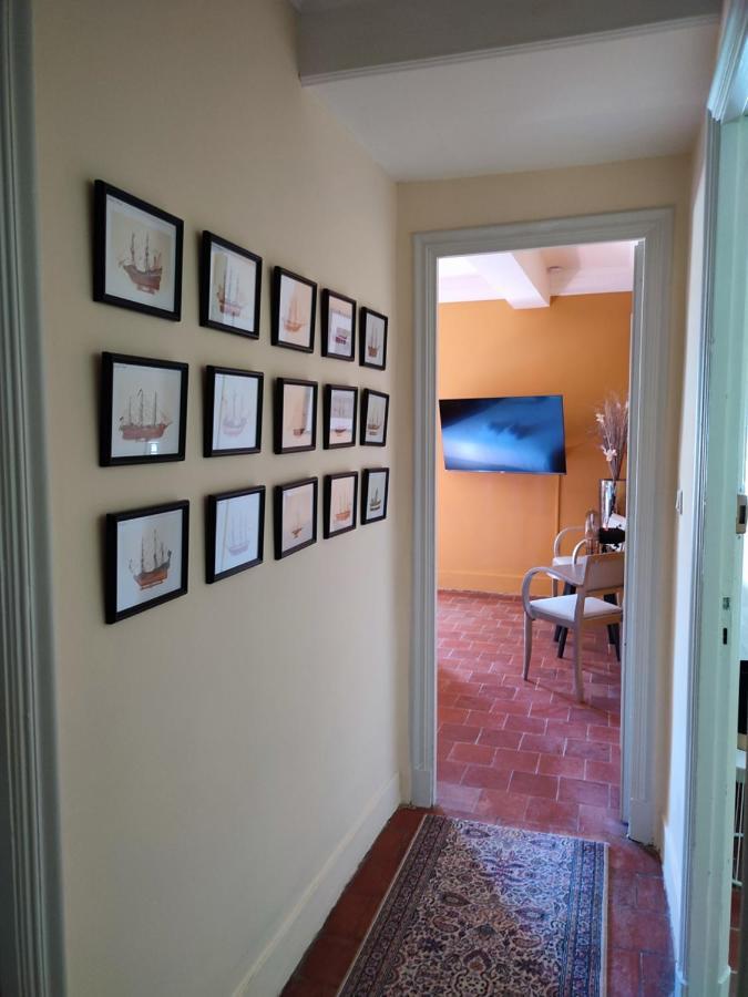 알레스 Les Jardins De La Fontaine B&B 외부 사진