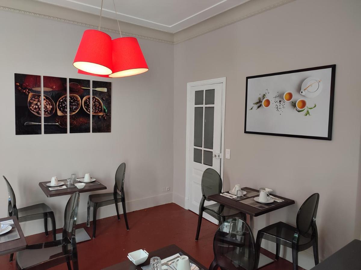 알레스 Les Jardins De La Fontaine B&B 외부 사진