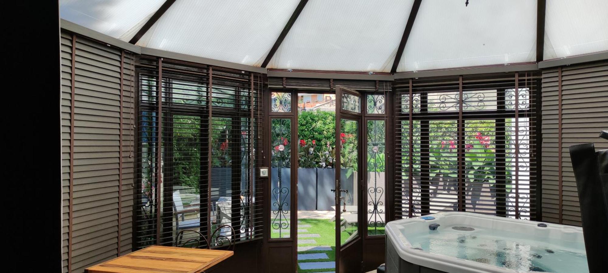 알레스 Les Jardins De La Fontaine B&B 외부 사진